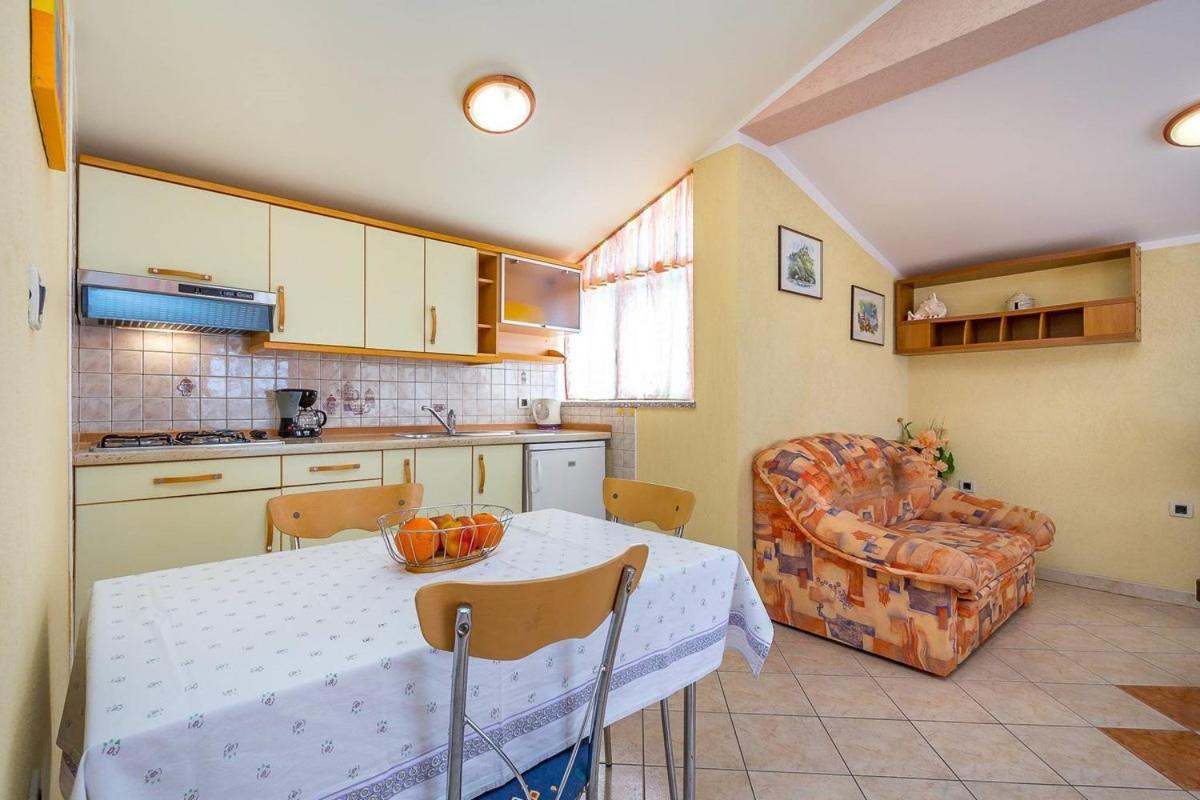 Apartments Nevija Медулин Экстерьер фото